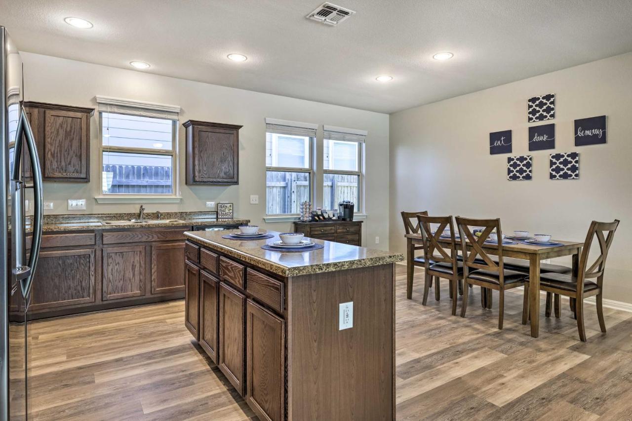 Buda Home With Smart Tv About 19 Mi To Downtown Austin Exteriér fotografie