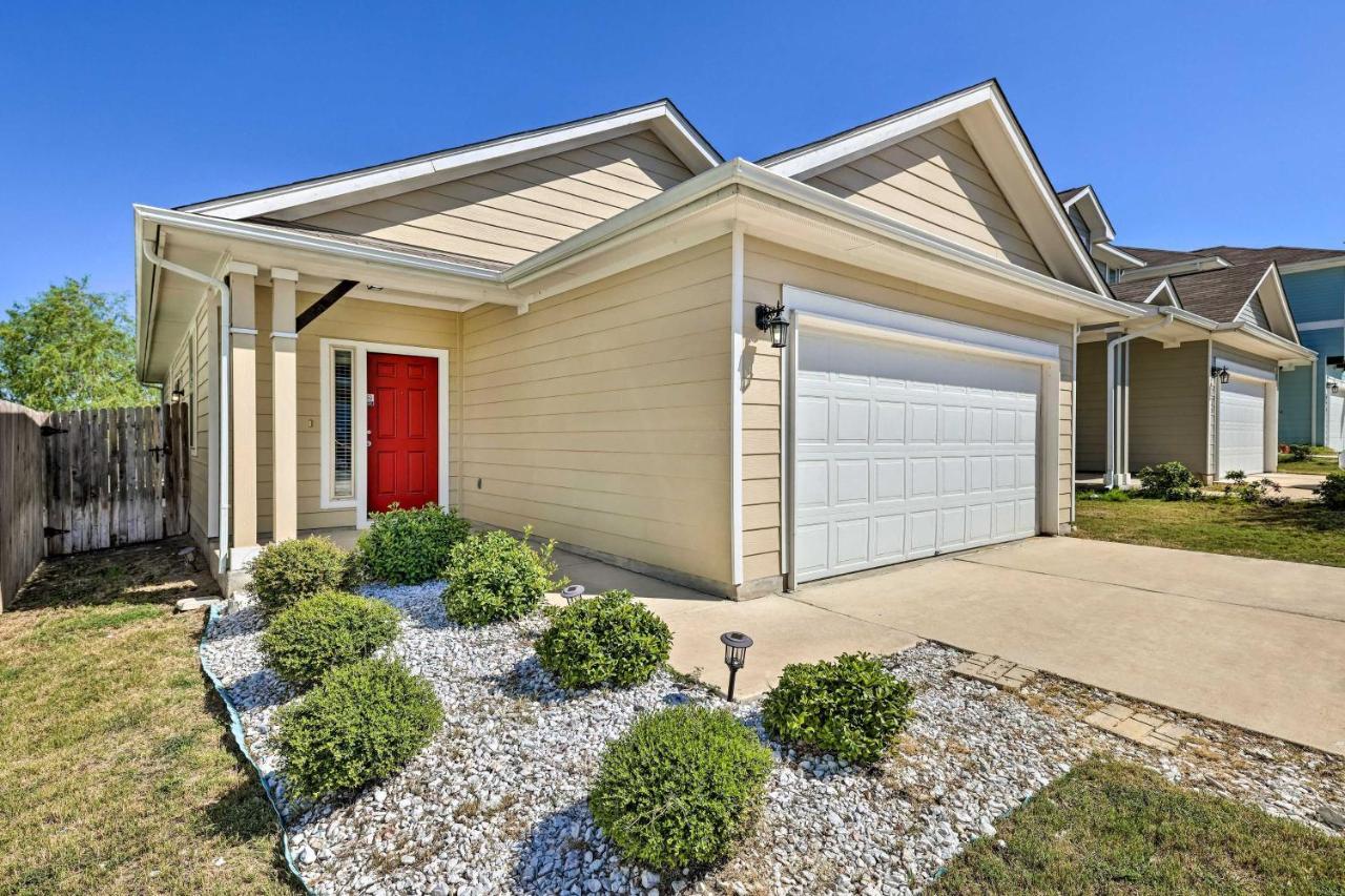 Buda Home With Smart Tv About 19 Mi To Downtown Austin Exteriér fotografie