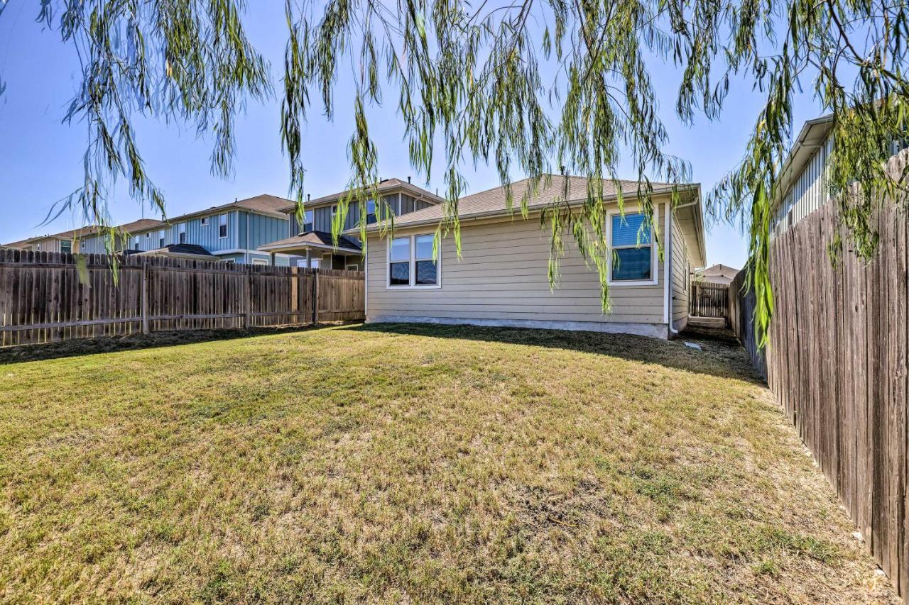 Buda Home With Smart Tv About 19 Mi To Downtown Austin Exteriér fotografie